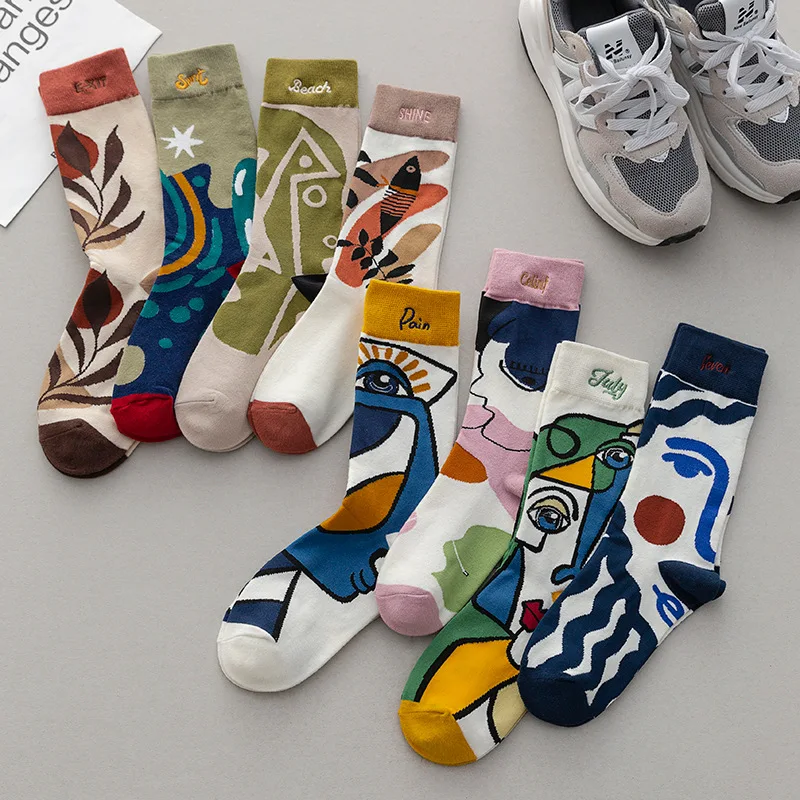 

Personality tide socks fashion ins trend graffiti sports couple socks in the tube letter embroidery cotton socks