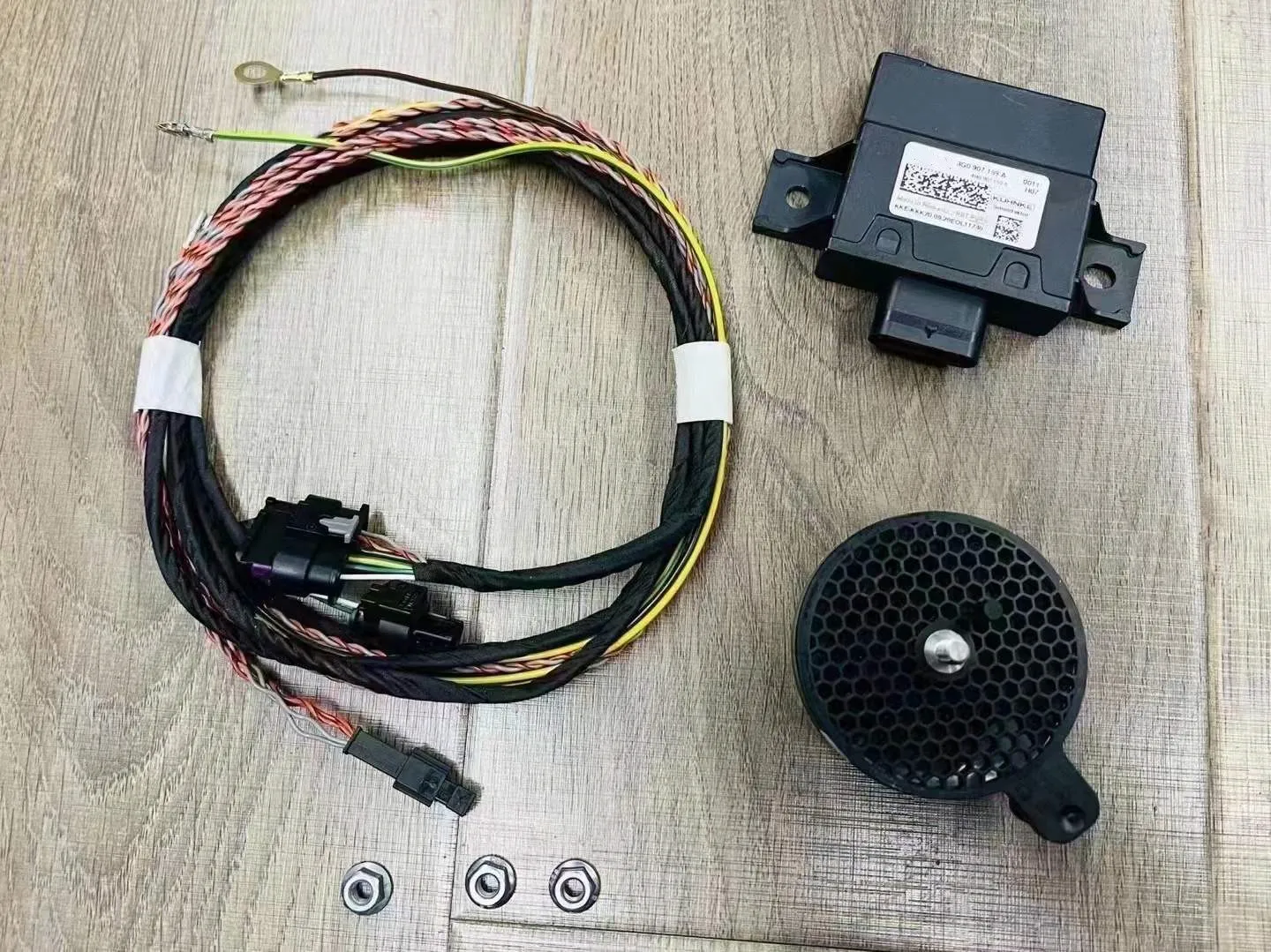 

Звуковой сигнал выхлопных газов для Audi MLB 4H0 907 601E 5H0 907 159B