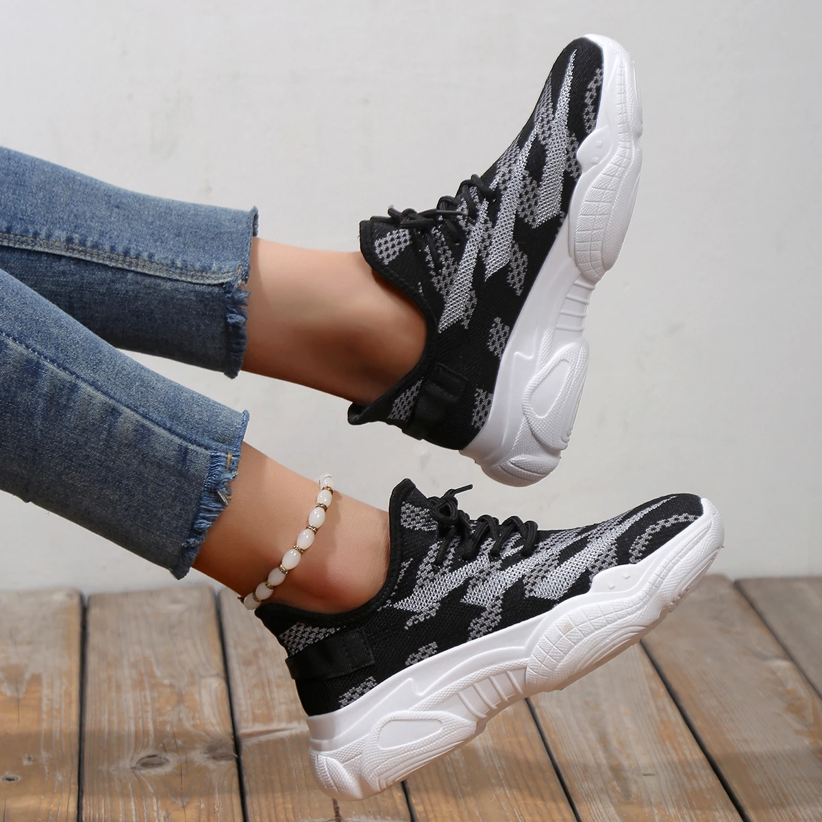 

Классические Стильные женские вязаные кроссовки, модная женская обувь, брендовая Легкая спортивная обувь для бега, повседневная женская обувь на плоской подошве