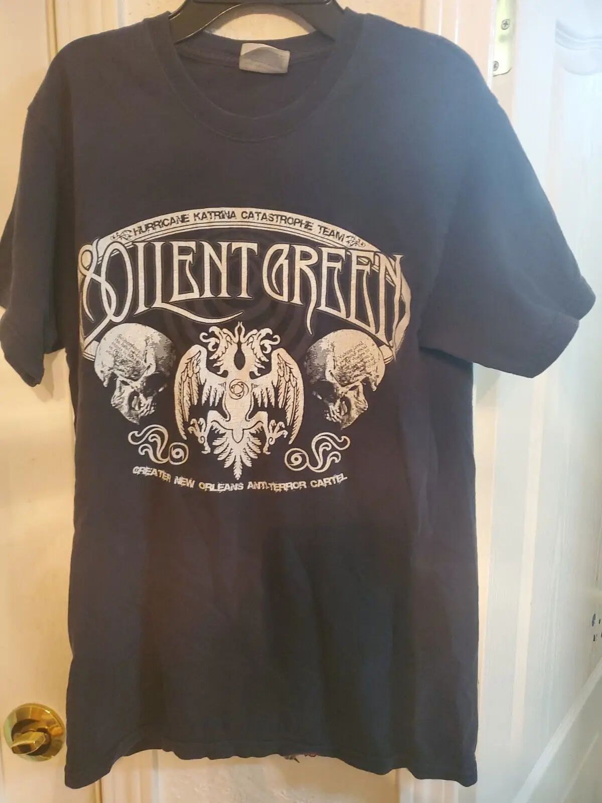 Винтажная зеленая футболка с изображением урагана Катрины в Новом Орлеане