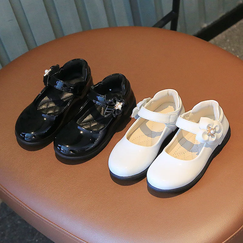 Черные школьные туфли на плоской подошве Jogerli для девочек с верхней частью из