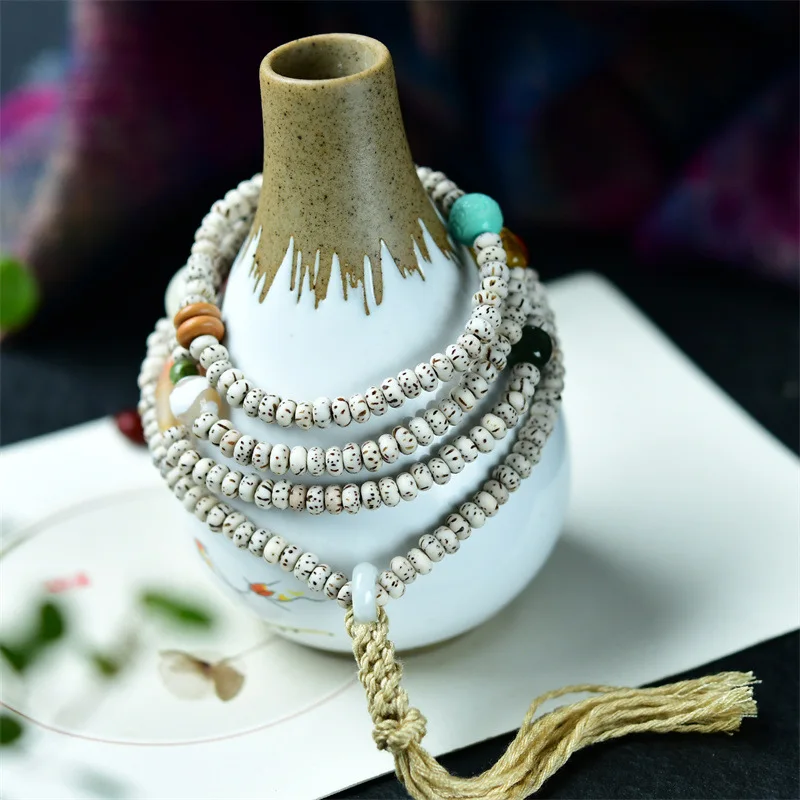 Яркий браслет Hainan