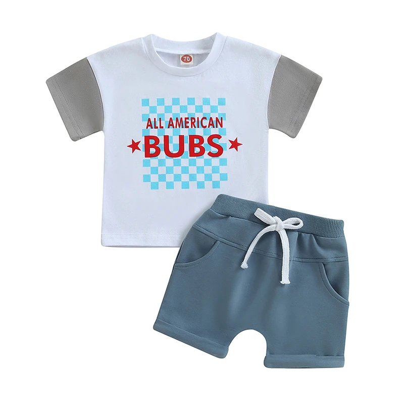 

Костюм с шахматной надписью и коротким рукавом для мальчиков