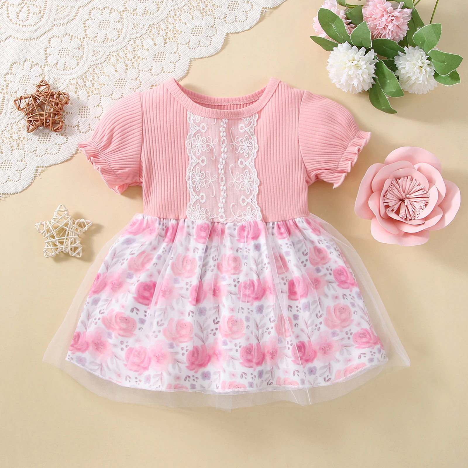 

Милое стильное платье для маленьких девочек от 0 до 24 месяцев, детское Сетчатое платье с цветочным принтом и короткими рукавами-фонариками, ...