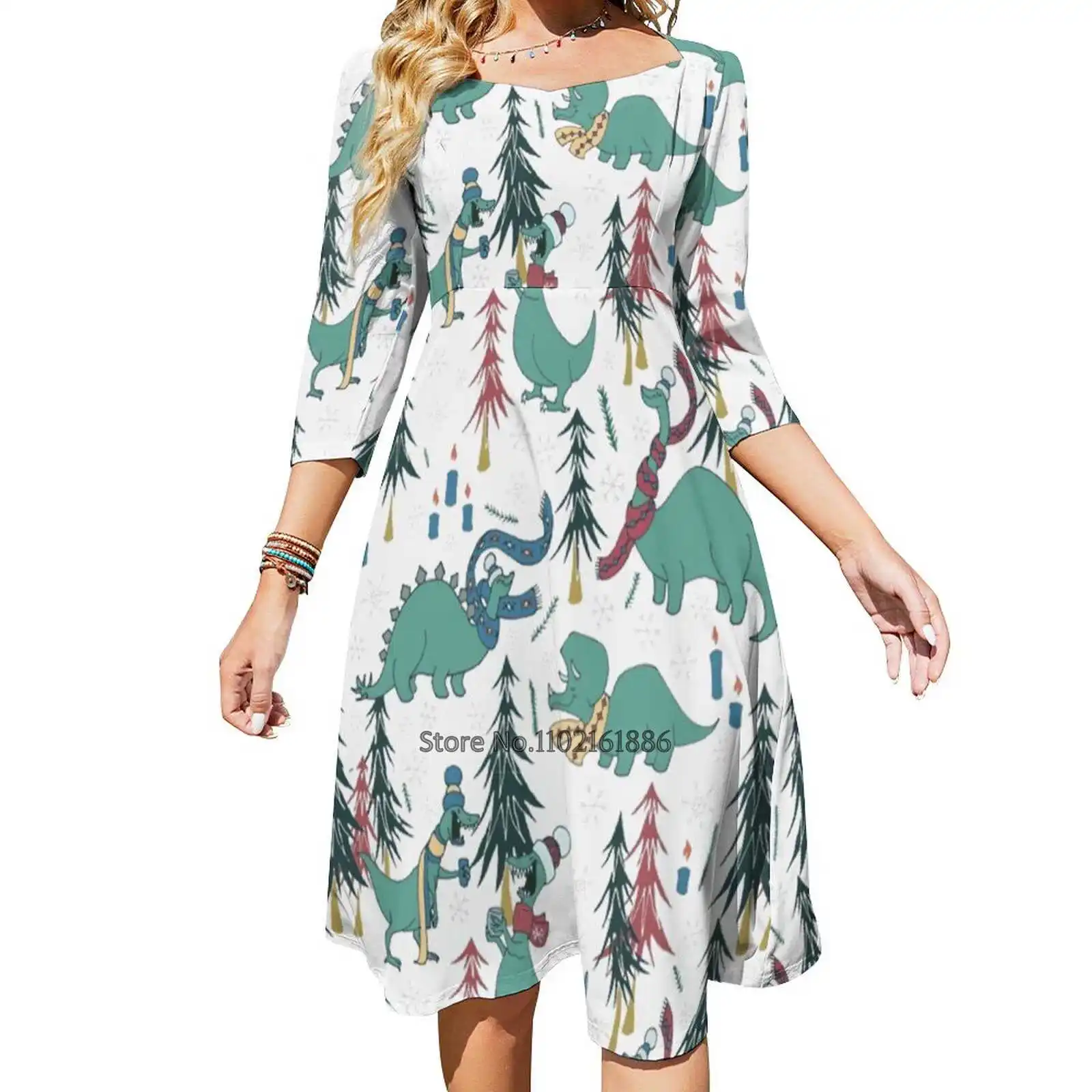 Женское платье с открытой спиной квадратным вырезом и завязкой на спине |