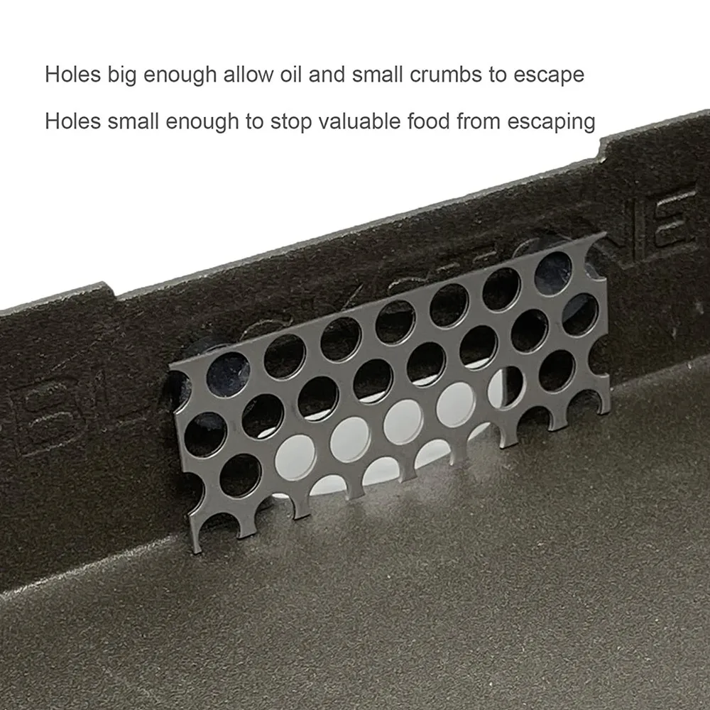 

Сетка для еды блокирует еду от падения в заднюю ловушку для смазки и совместима со всеми кухонными аксессуарами Griddle