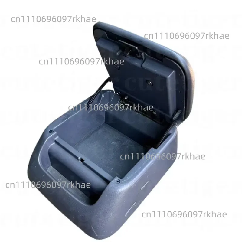 Подходит для Toyota Overbearing 2700 3400 LC95, верхняя накладка подлокотника, высокая версия 96-02, демонтированные детали для автомобилей. (art.: 3920db0381aaa) - 3920db0381aaa