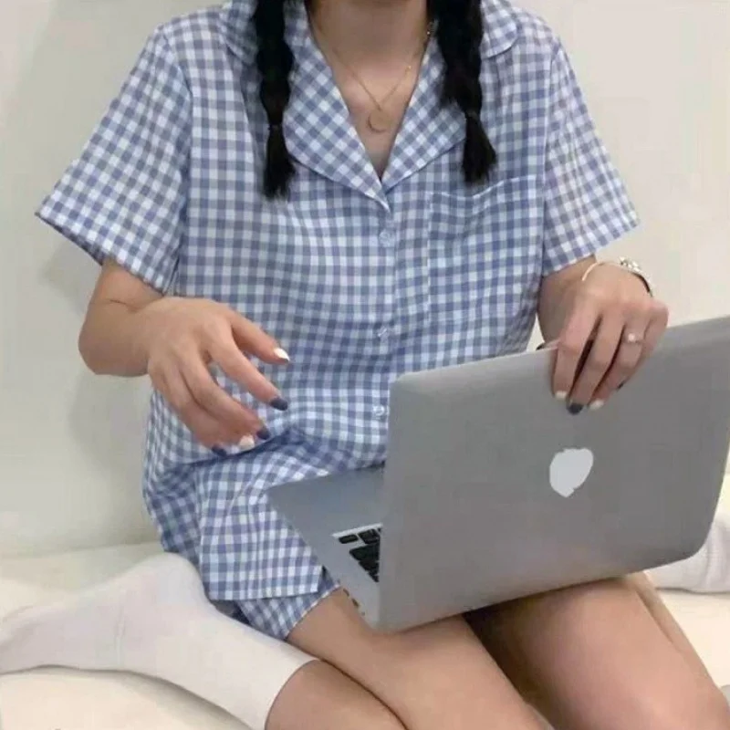 

Short sleeve top and bottom pajama homeware pajamas set