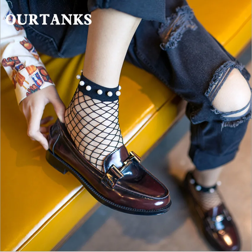 New 1Pair White Hollow Fish Net Sock Lady Girl Short Ankle High Mesh Lace Soild Women's 2021 New Fashion Nylon Spandex Material
