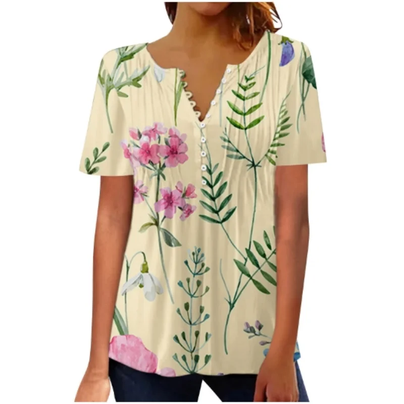 Рисунок 5 - Женская футболка с коротким рукавом и принтом