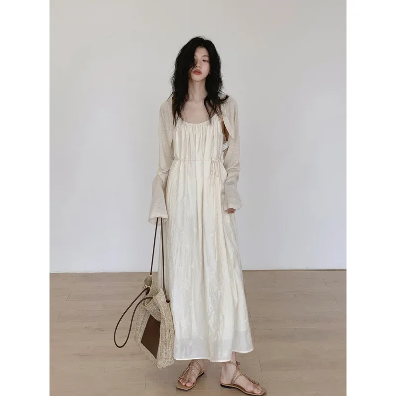 Нежное платье-майка цвета хаки во французском стиле с круглым вырезом женская