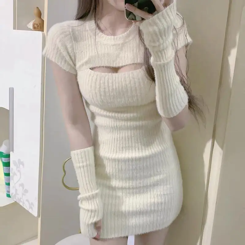 

Женское однотонное платье-свитер с круглым вырезом, с поясом