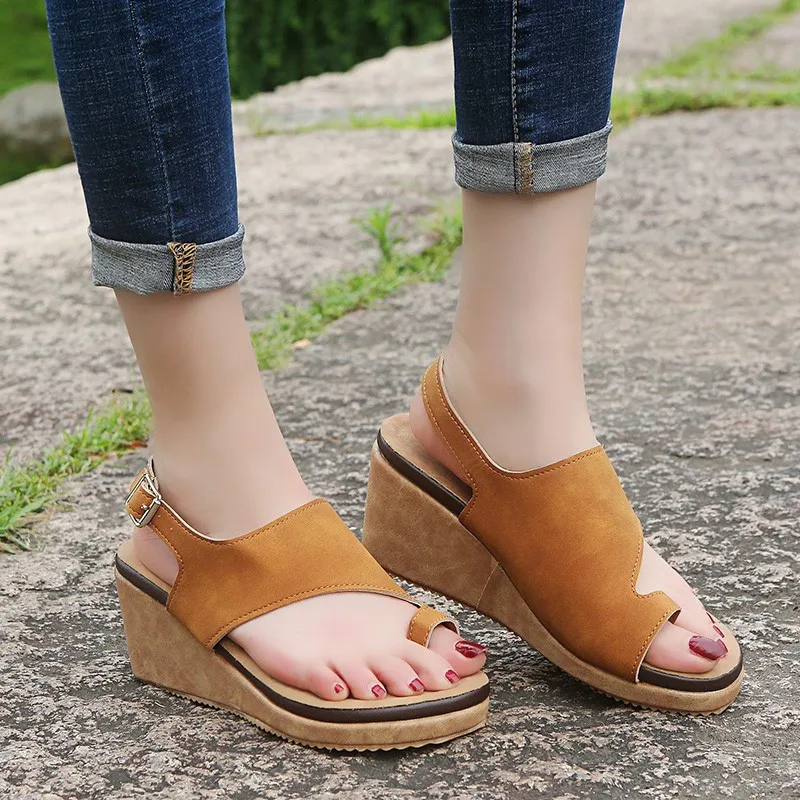 

2022new large size women'sshoes wedgeroman style sandalswomen's summeropen toebuckle non-slipheightening sandalswomen's sandals.