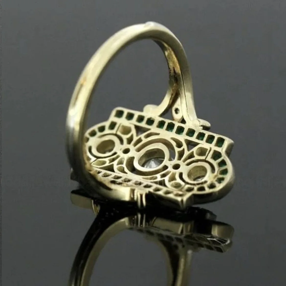 Круглое циркониевое кольцо