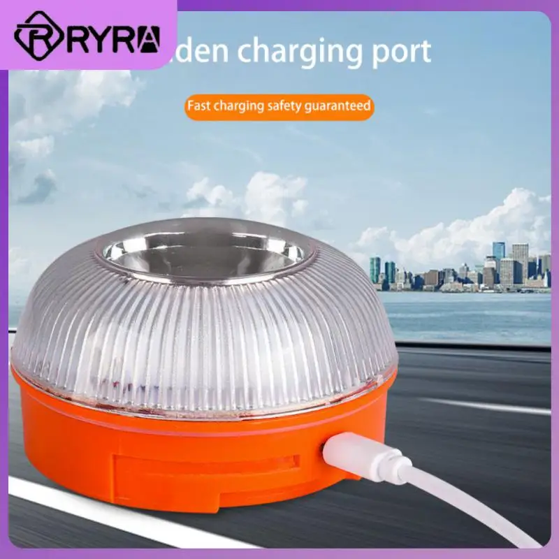 

1pcs Strobe Light Flash Beacon Car Emergency Help Flashing Warning Light Magnetic Car Emergency Light Safety Accessory Led V16