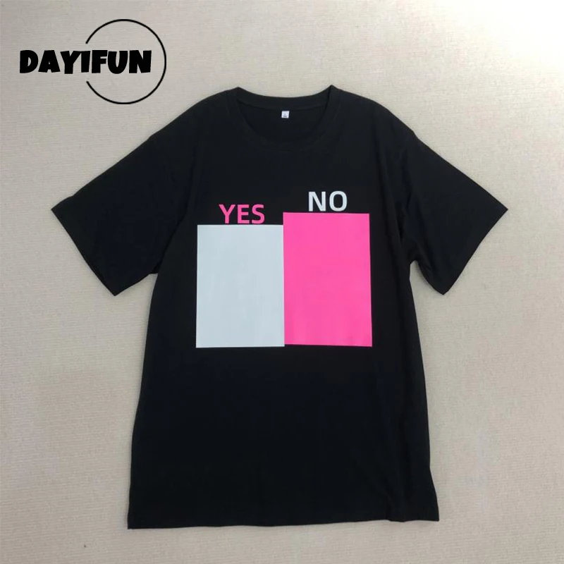 

DAYIFUN New Creative Glow Graffiti Tees Couple Large Size Loose Design Feel O-neck Tops Cotton Short Sleeve T-shirt Women Summer