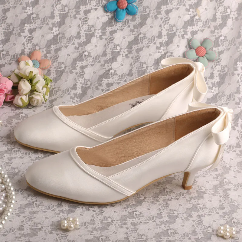 

Женские туфли на среднем каблуке, свадебные туфли цвета слоновой кости для невесты, женская обувь с закрытым носком