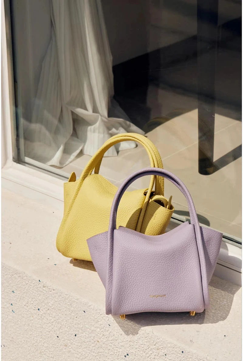 Trendy and fashionable genuine leather Yuanbao bag, single shoulder vegetable basket, top layer cowhide portable crossbody bag