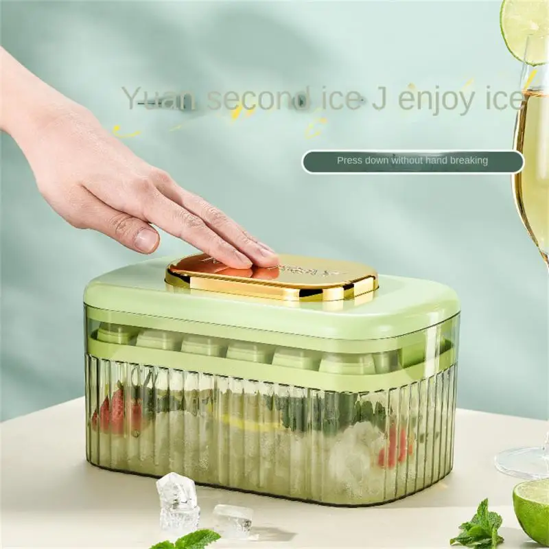 

Household Mold Large Capacity Refrigerator Ice Storage Box Refrigerator Food Grade Silicone Pressing Ice Box Bar Wine