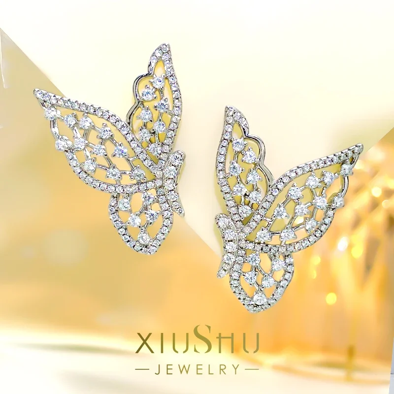 

Модные, легкие, роскошные, милые крылья бабочки, серьги-гвоздики из чистого серебра с высокоуглеродистыми бриллиантами, уникальный дизайн для женщин