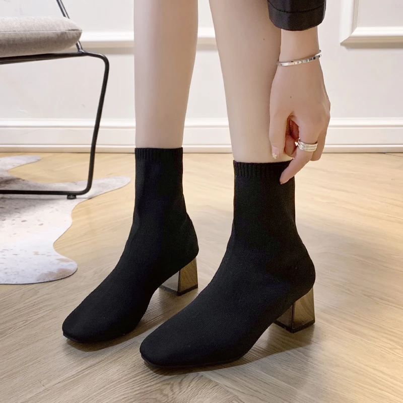 2021 New Women Designer Boots Genuine Leather Women Platform Heels Boots Round Toe Solid Fall Shoes Women Winter Women Boots