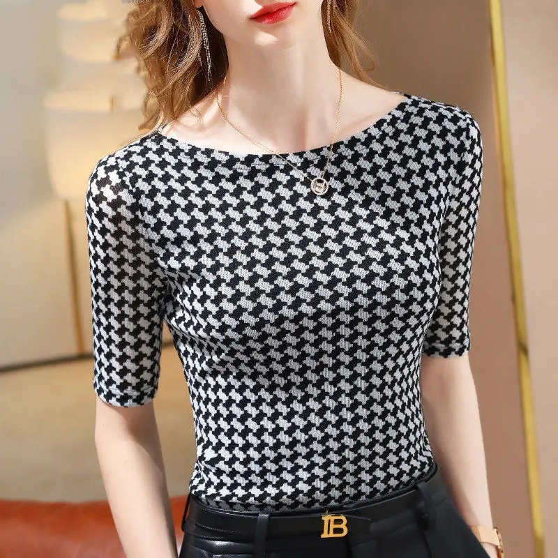 

Женская футболка, Повседневная футболка с рукавом средней длины, Женская Осенняя Новинка 2022, популярный топ в стиле ретро, рубашка, характер...