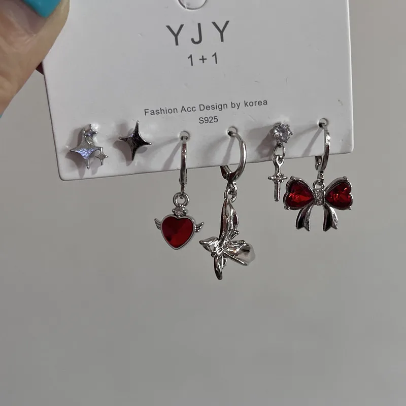 Набор женских сережек Goth с черной бабочкой и кристаллами в виде звезд