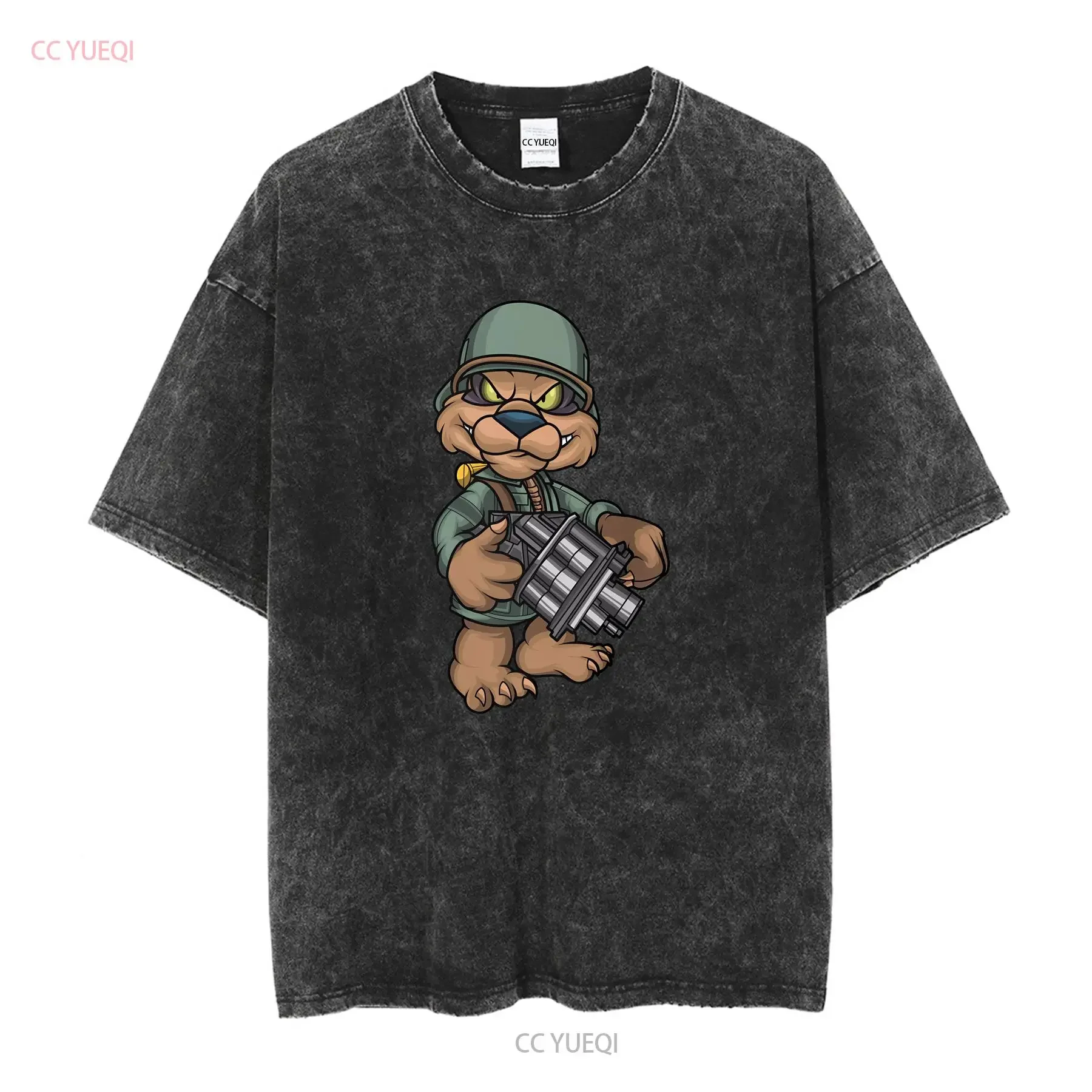 Фото Футболка унисекс Army Conker Bad Fur Day Teddy с пистолетом и короткими рукавами, винтажная стираная, слегка растянутая, унисекс, дышащая, повседневная №2