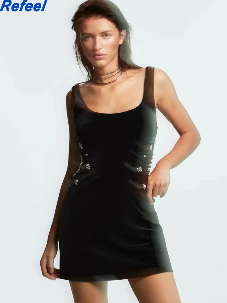 

Sexy Off Waist Dress Women Summer New Rhinestone Flower Sleeveless Vest Dresses Black Slim Fit Party Vestido