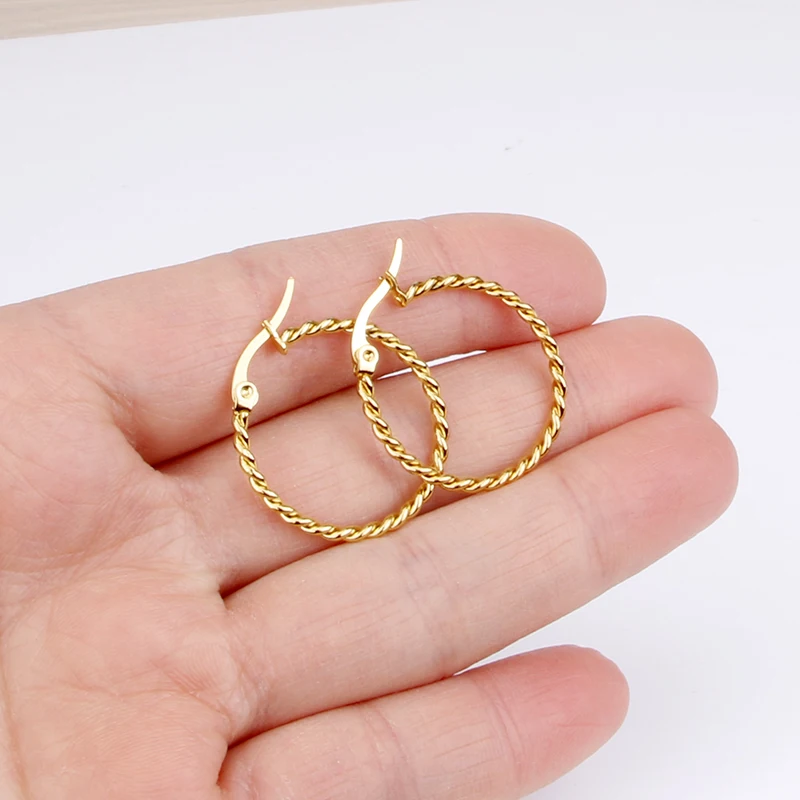 Женское кольцо из нержавеющей стали золотого цвета элегантное тонкое Ювелирное