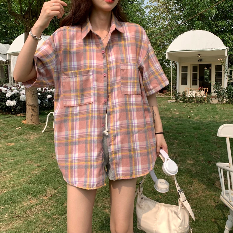 

DALMAZZO 2023 New Summer Korean Short Sleeve Loose Shirt Tops Women Lapel Single Breasted Plaid Shirts Blouses Large Size 2XL