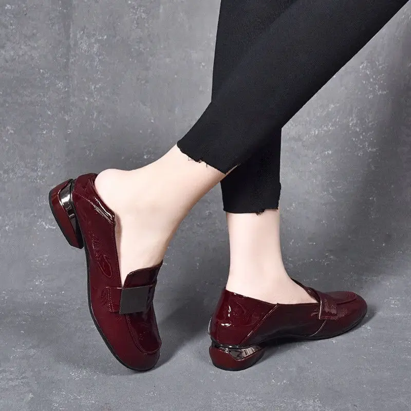 

British Style Patent Leather Shoes Women 2022 Spring New Soft Leather Square Heel Casual Slip-on High-heeled Women's Shoes