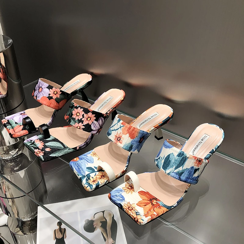 

Open Toe Women Slippers Flower Design Retro Style Summer Outside Slides Thin High Heels Clip Toe Dress Shoes Party Pumps 35-39
