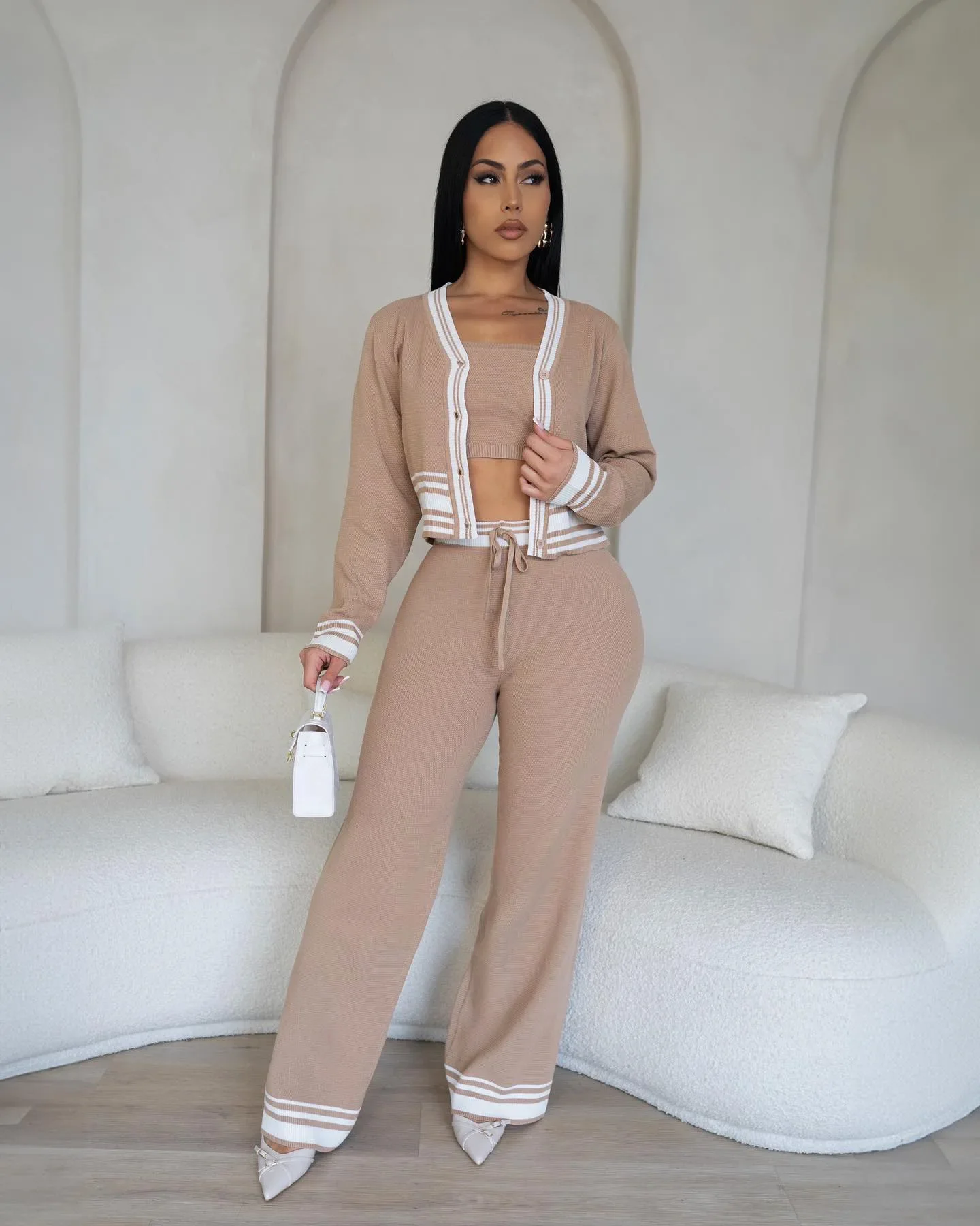 Зимний женский трикотажный кардиган с длинным рукавом и брюки широкими