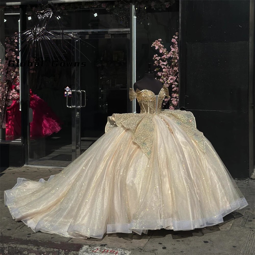 

Мексиканское блестящее бальное платье цвета шампанского с открытыми плечами, платья для Quinceanera 2023, кружевное милое платье с аппликацией и бисером, платье на день рождения