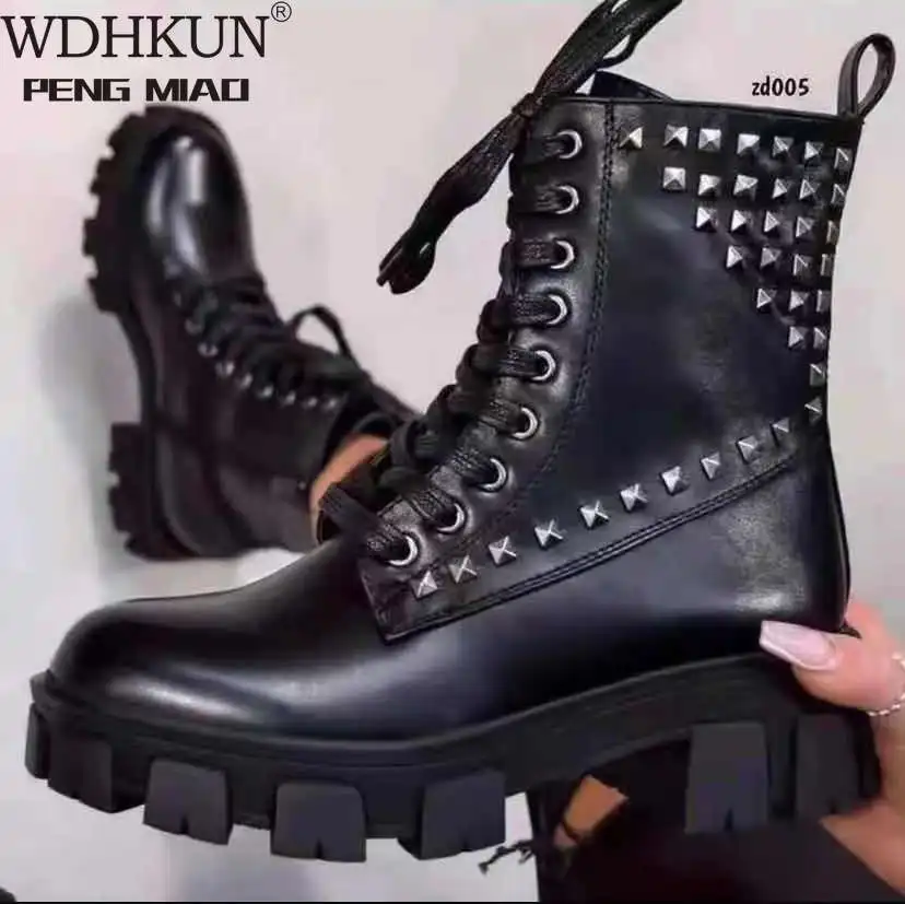 

2021 Spring Lace-up Women's Motorcycle Boots Round Toe Platform High Heels Women's Ankle Boots Gothic Shoes Studded Martin Boots
