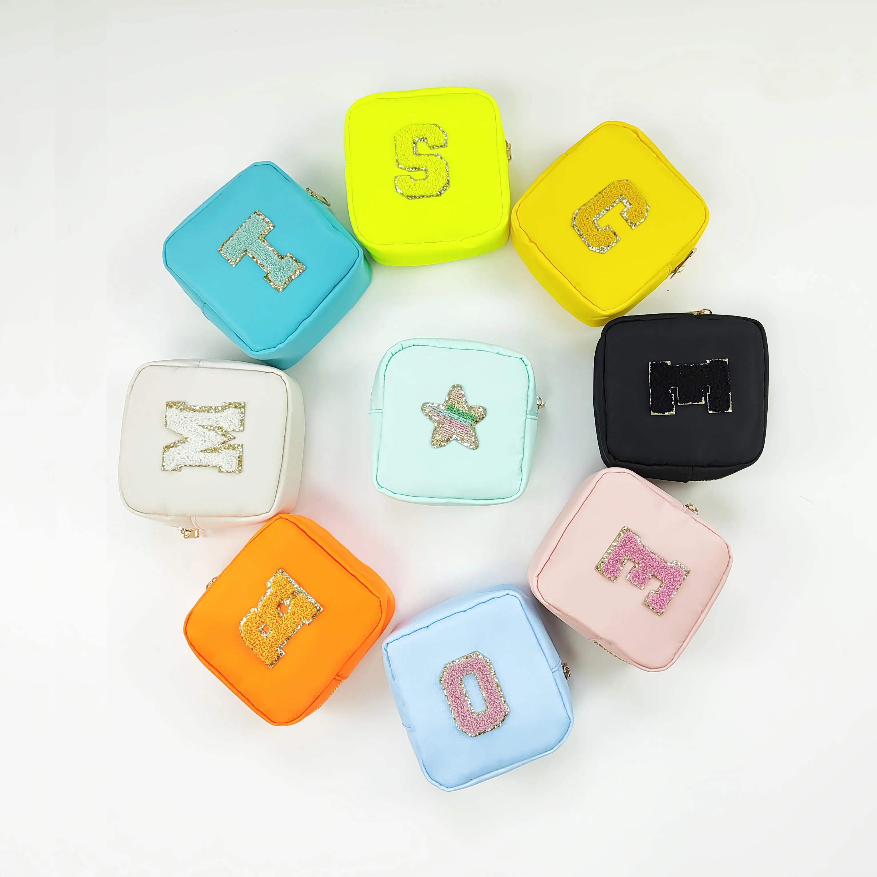 

High Quality S M L XL Makeup Bag Patch Personalized Toiletry Pouch Waterproof Women Storage Nylon Travel Makeup Bag Organizer