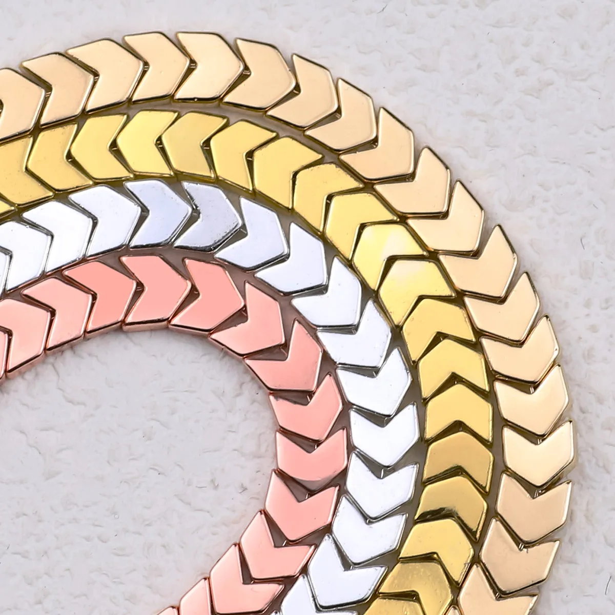 Бусины россыпью из Натурального Гематита с золотым и серебряным покрытием