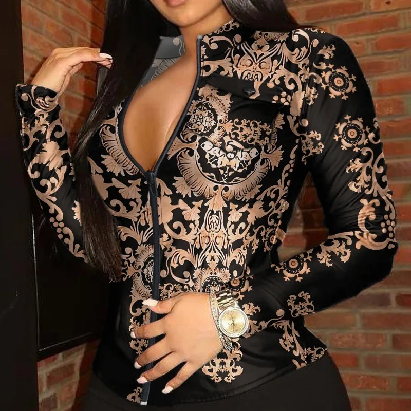 Рисунок 3 - Женская кожаная рубашка с отложным воротником