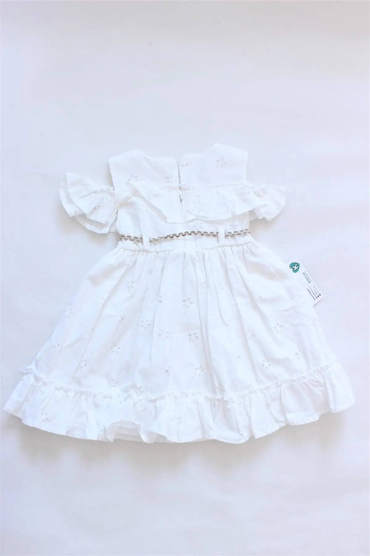 

White Kalbinya Cotton Papatyal Dress Sleeveless Brand New Wristwatch for Design