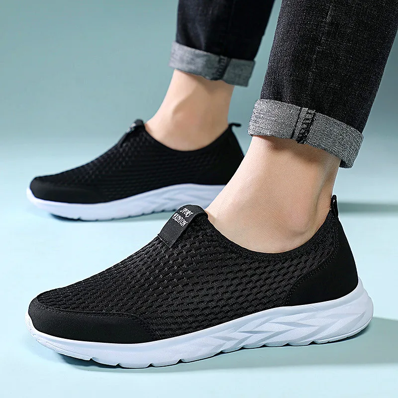 Hot Sale Mesh Men Shoes Lightweight Sneakers Men Fashion Casual Walking Shoes Breathable Slip on Mens Loafers Zapatillas Hombre
