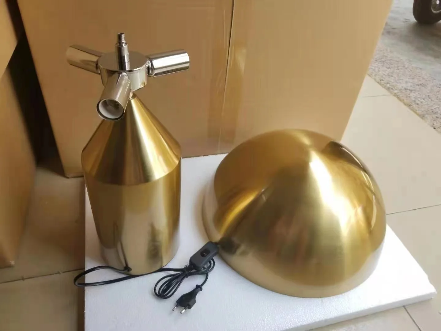 Купить Скандинавская железная настольная лампа в виде грибов, домашний декор для спальни, прикроватный светильник для спальни, светодиодные насто...