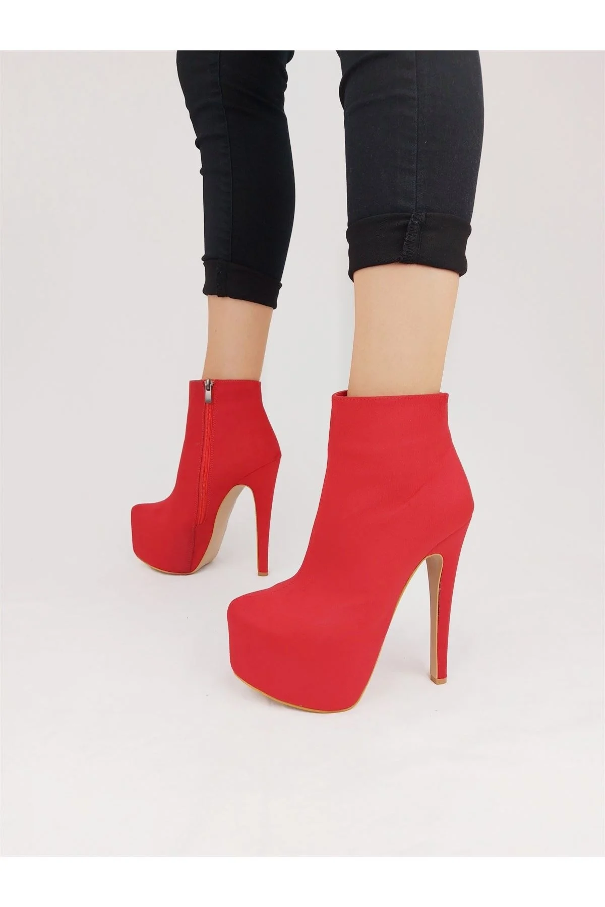 

Tailstock Red Suede High-Heeled Boots