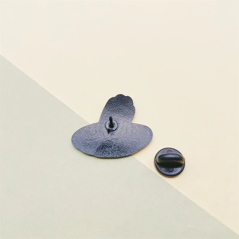 Cartoon Cute Animal Cat Paw Enamel Pins Pink Kitten Gesture BYE Fun Alloy Brooch Clothes Accessories Jewelry Gifts |