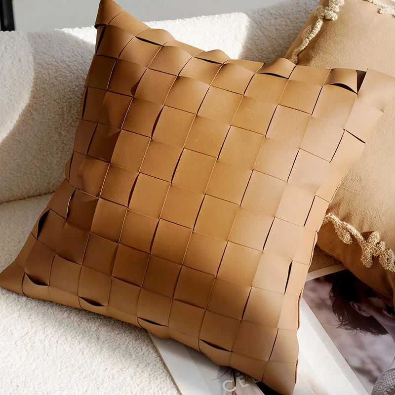 Кремово-коричневая наволочка 45x45 цвета хаки плюшевая