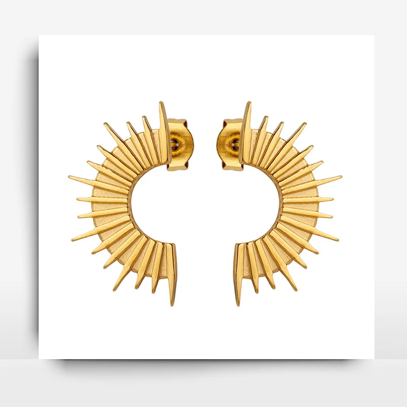

Italian Style Temperament Personality Versatility Caterpillar Earrings Women Titanium Steel Earring Non-Fading Accessories Gold