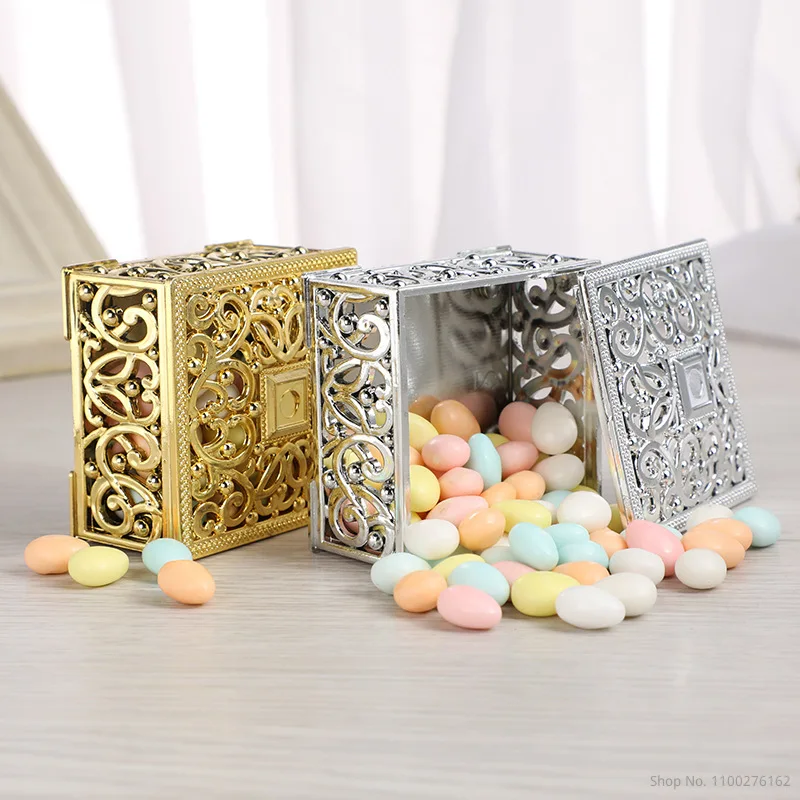 

36pcs/12pcs Plastic Hollow Candy Box Gold Favor Silver Mini Square Gift Boxes For Festival/Party/Wedding Little Box 6*6*3.2cm