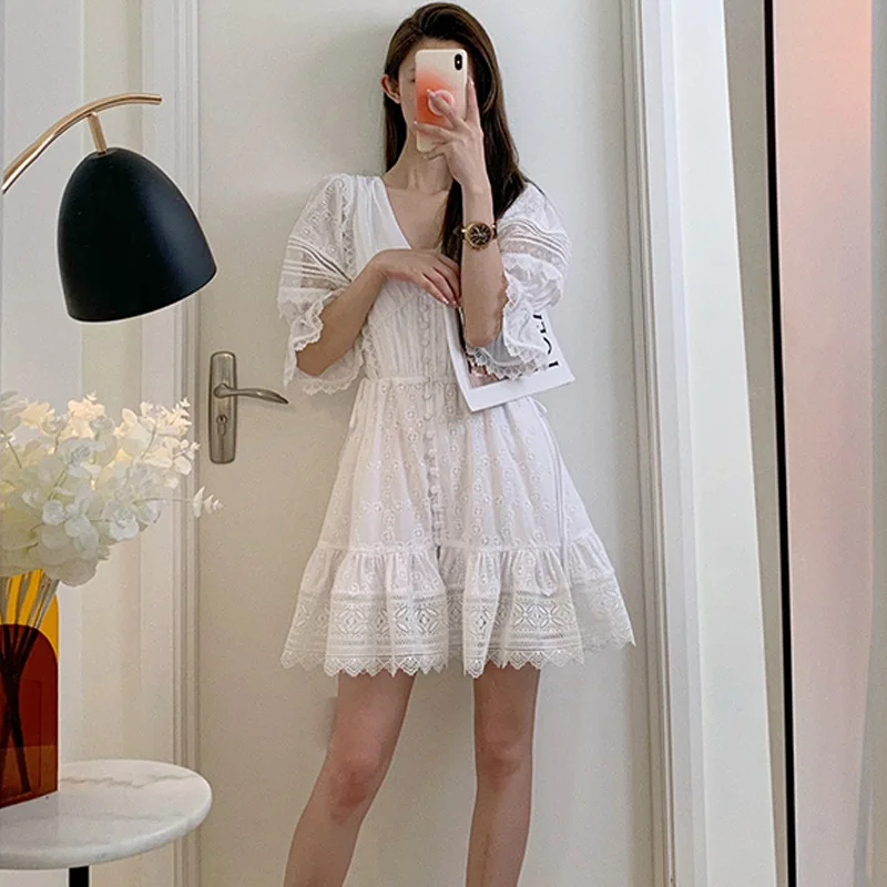 

Women's Mini Robe Half Sleeve Lace Hollow Out Sweet Embroidery Splicing Dress