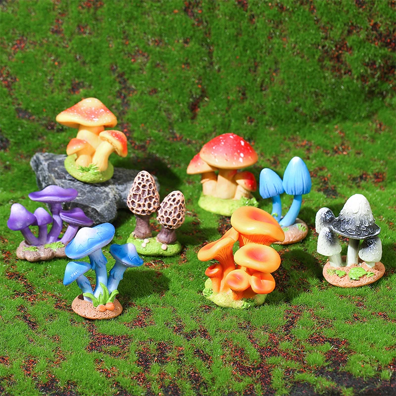 

New Mushroom Ornaments Moss Garden Statue Sculptures Micro Landscape Decorations Desktop Resin Crafts