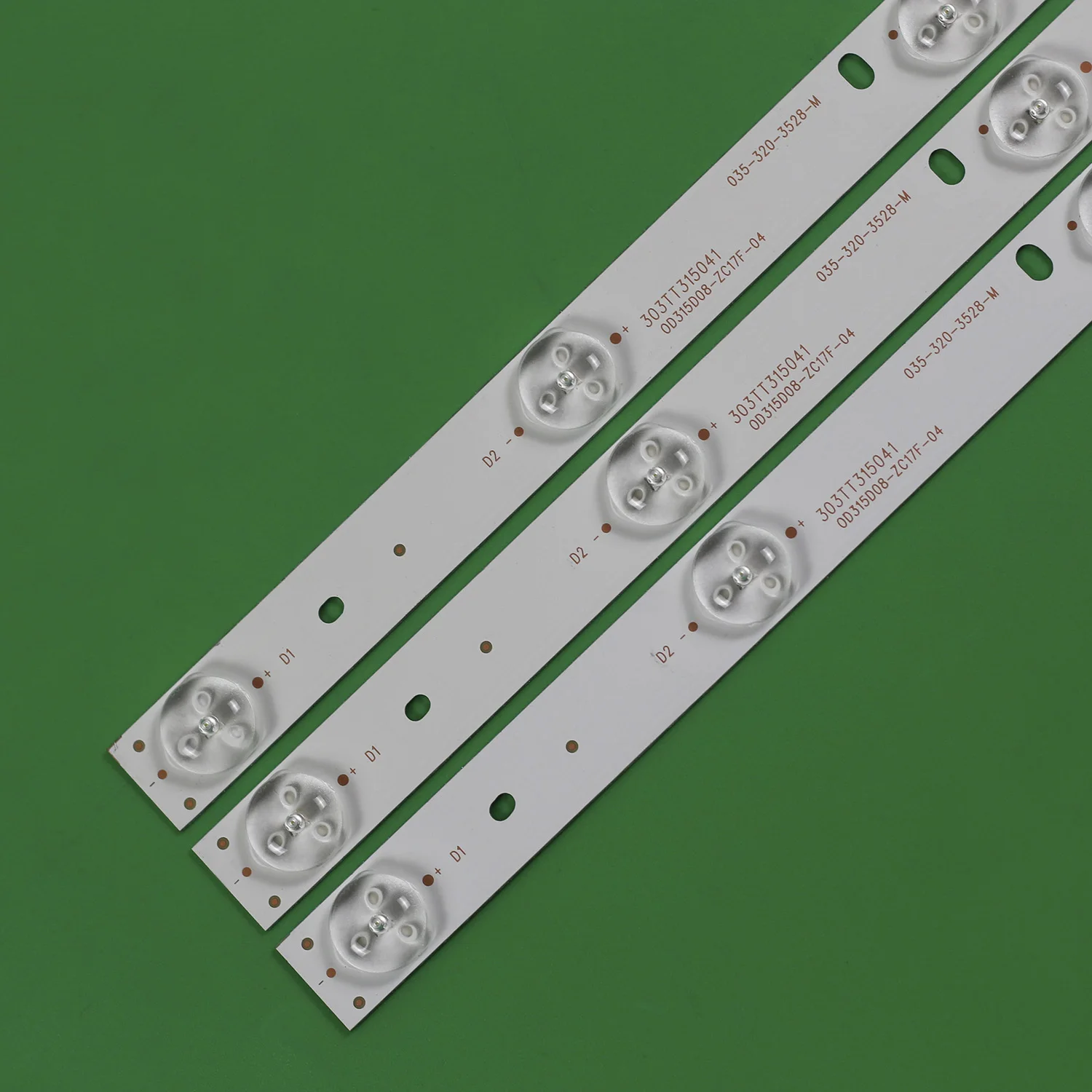 Фото 3 шт./компл. светодиодная лента подсветки для TD SYSTEMS K32DLT1H TVD1801-32 A320ED2TU3 LC320TU3A TQL32R4PR005 0D315D08-ZC17F-04 303TT315041 №1